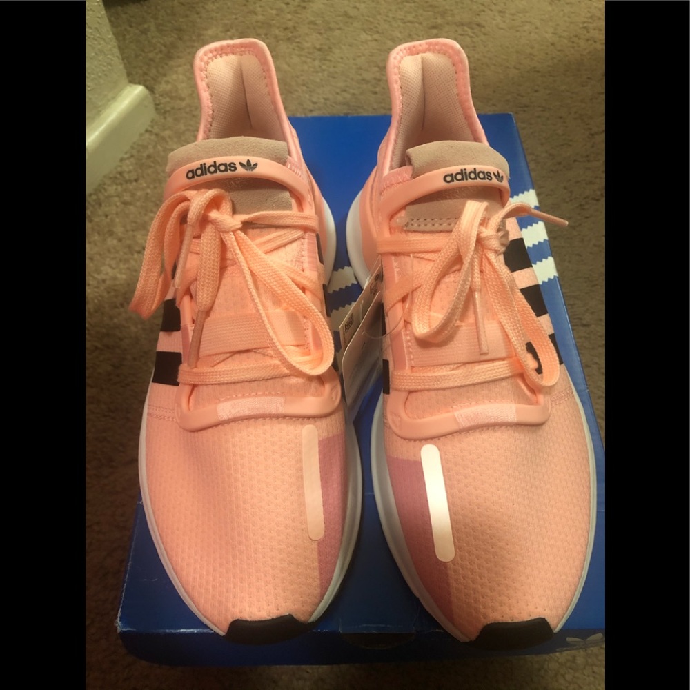 Adidas New size 8